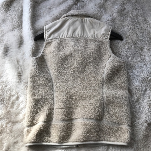 Patagonia Sherpa Vest - Picture 3 of 8